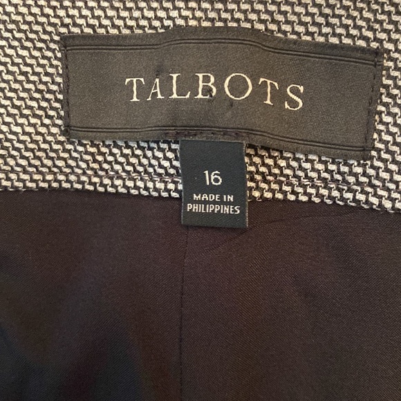 Talbots pant suit - Picture 10 of 16